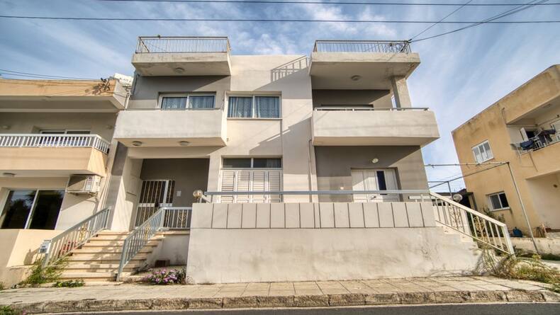 2 Bedrooms Apartment in Paphos, Paphos